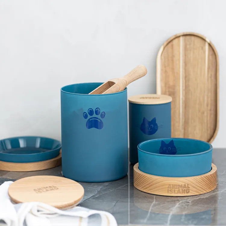 Cat food container with a Cat's paw, size M, color Deep Sea Blue Animal Island